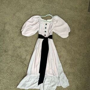 Elegant Puff Sleeve Dress with Black Accents